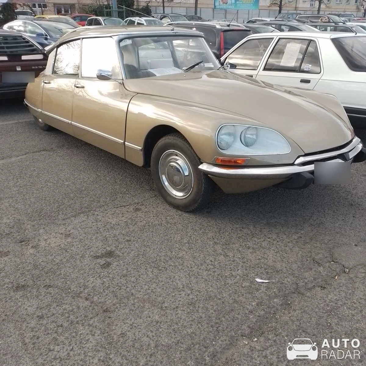 Citroën DS spotted in Balatonföldvár, Magyarország