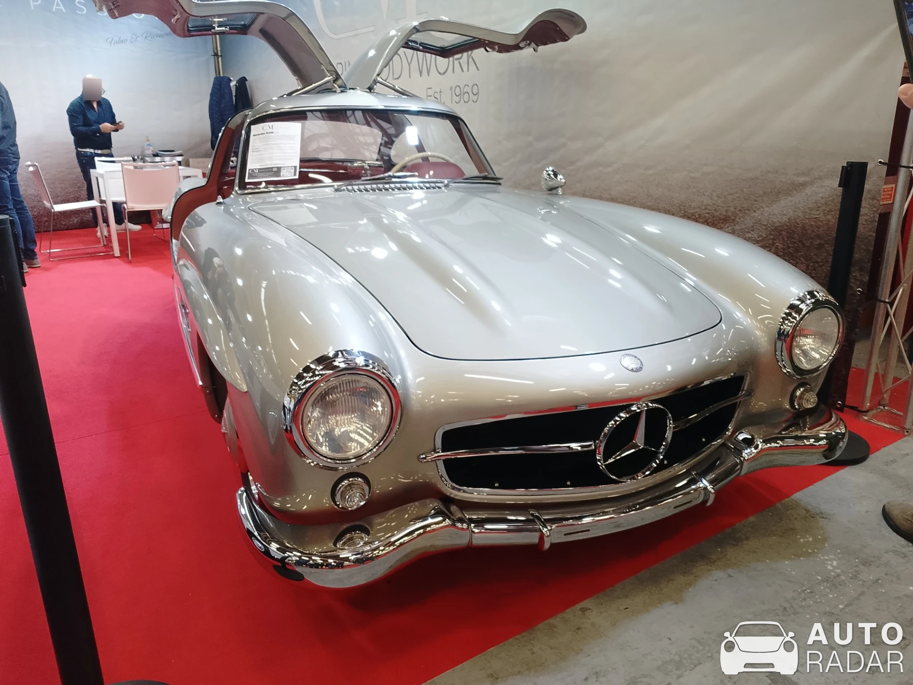 Mercedes-Benz 300SL Gullwing spotted in Bologna, Italy