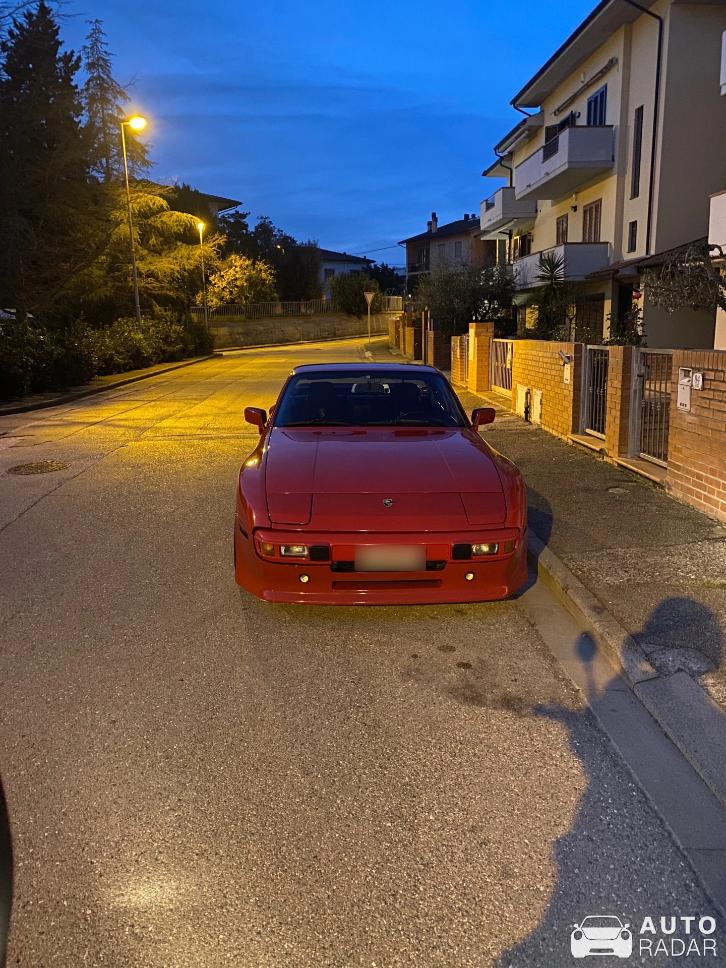Porsche 944 spotted in Montopoli, Italy