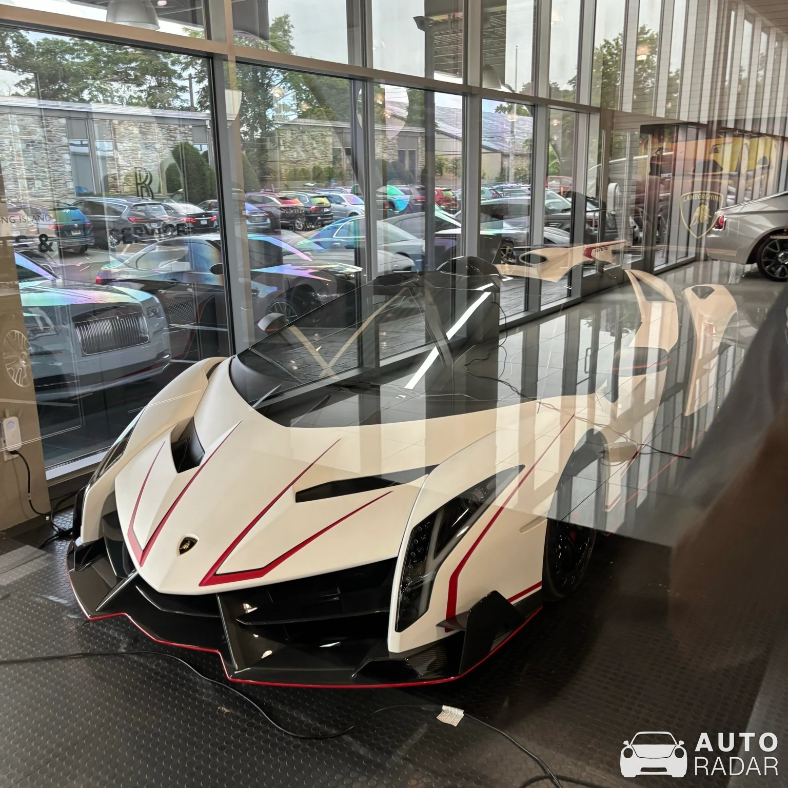 Lamborghini Veneno LP750-4 Roadster spotted in Old Westbury