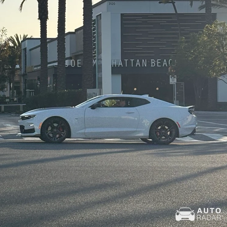 Chevrolet Camaro ZL1 1LE spotted in Manhattan Beach, United States
