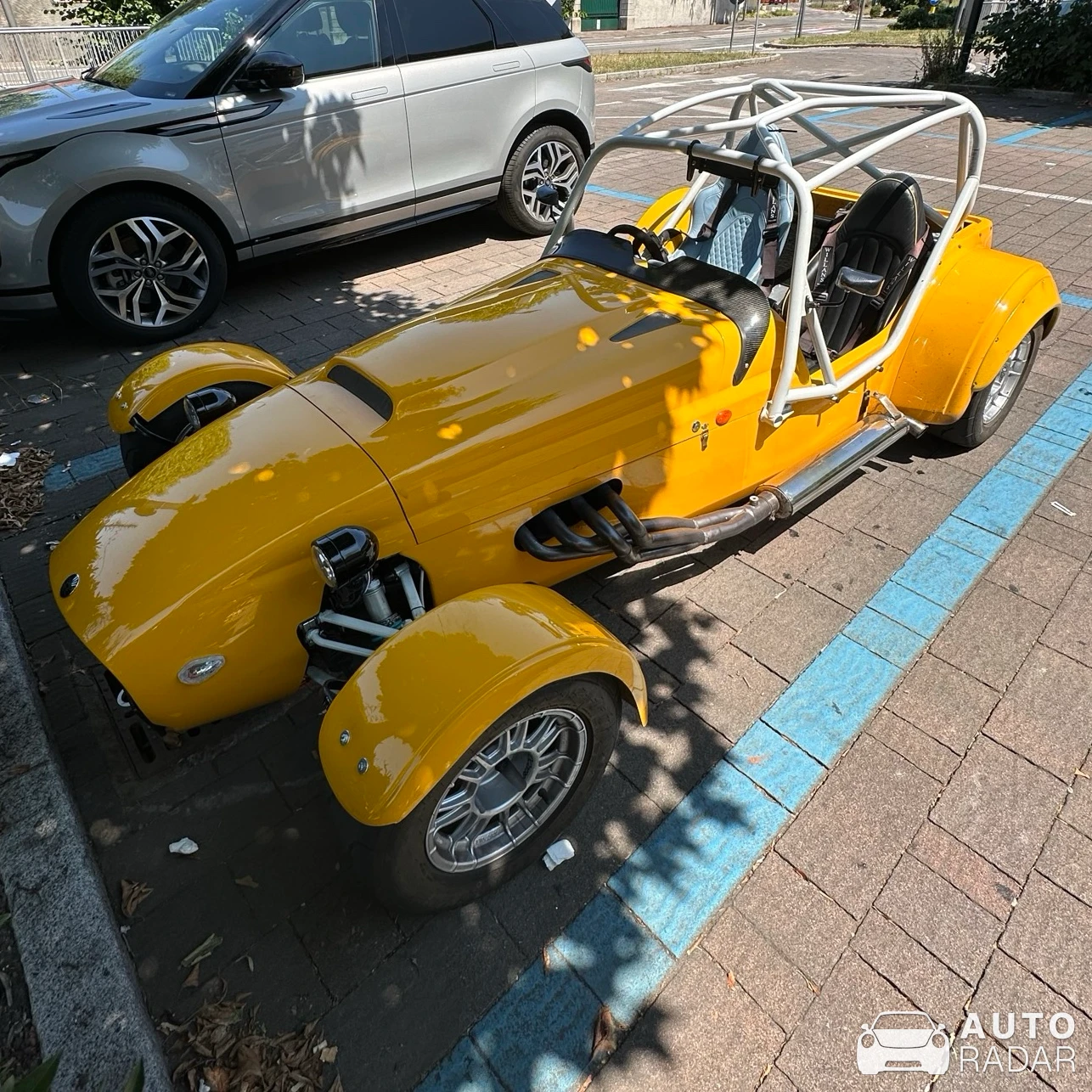 Westfield Sport 2000 spotted in Vimercate, Italia
