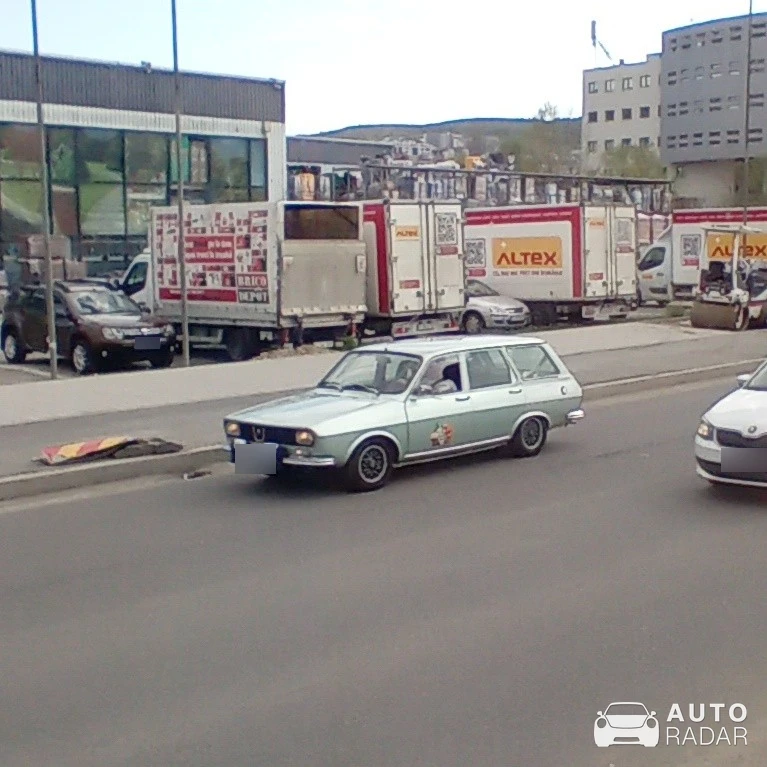 Dacia 1300 spotted in Florești, Romania