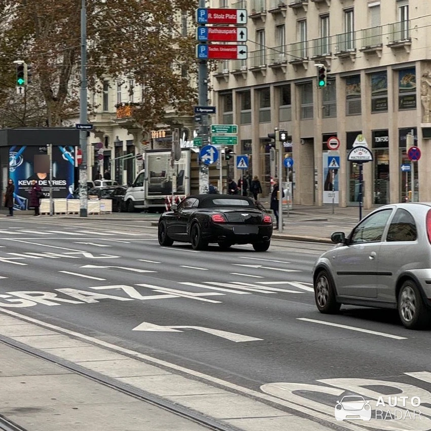 Bentley Continental GTC spotted in Wien, Austria