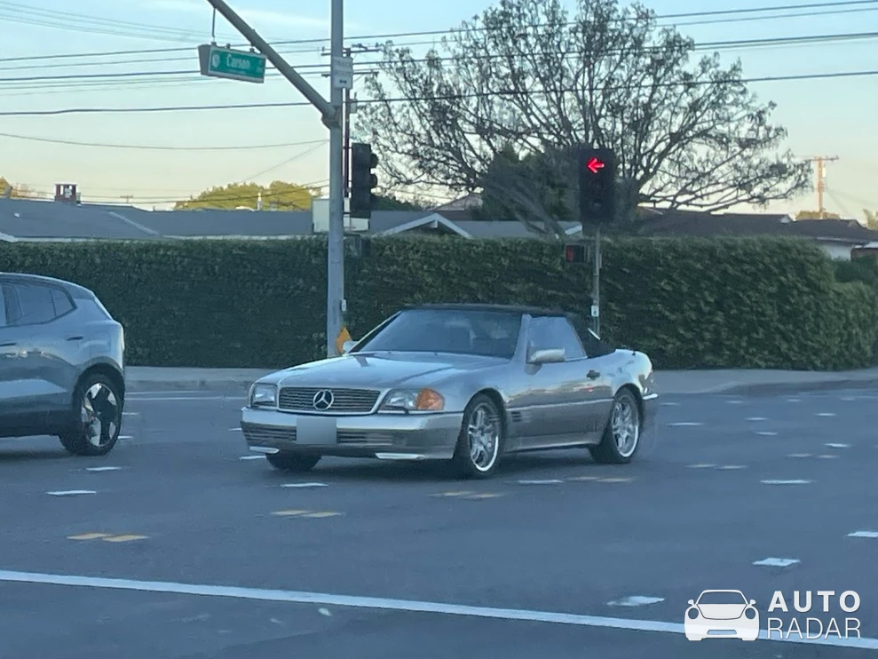 Mercedes-Benz SL 55 AMG R129 spotted in Torrance