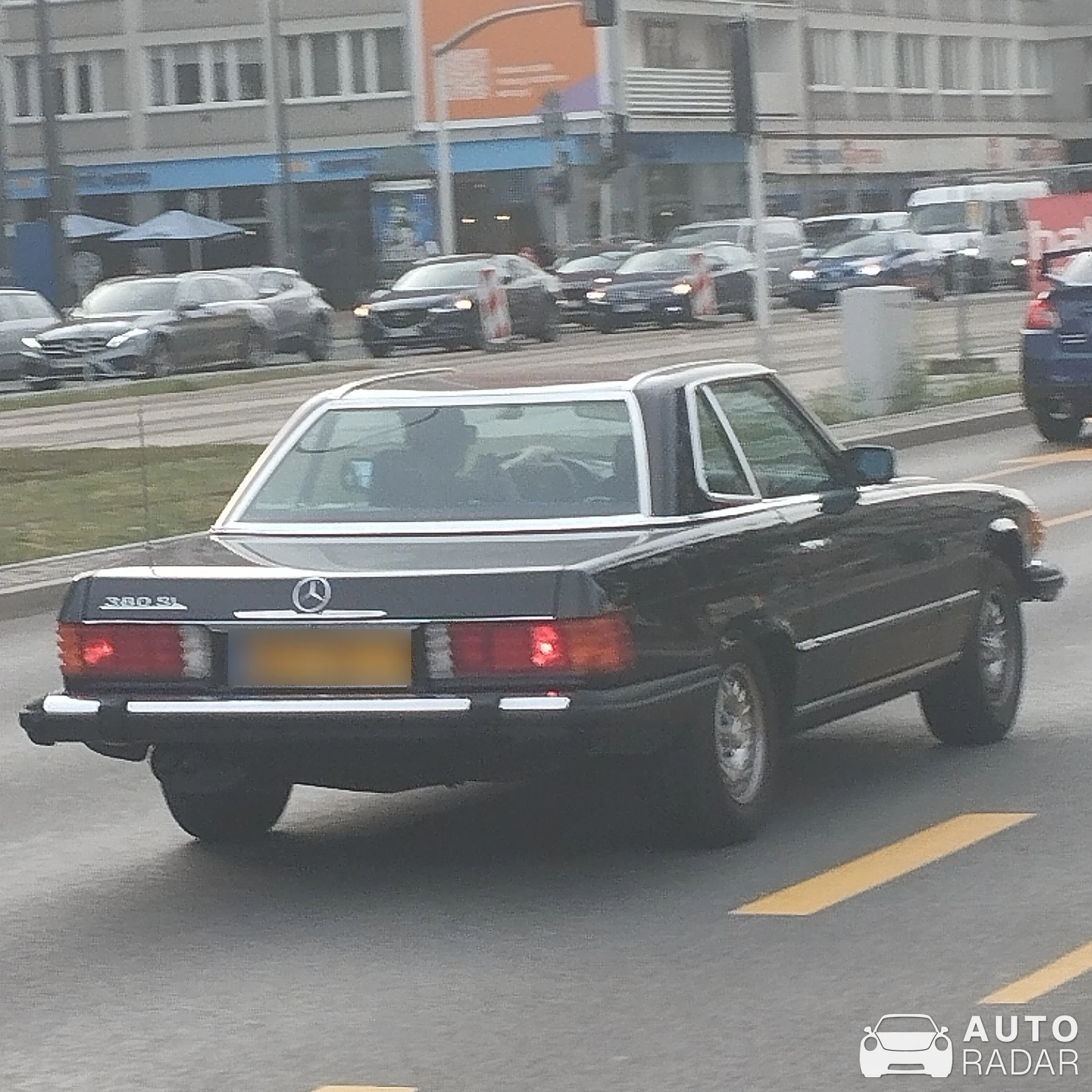 Mercedes-Benz SL 380 R107 spotted in Warszawa, Poland