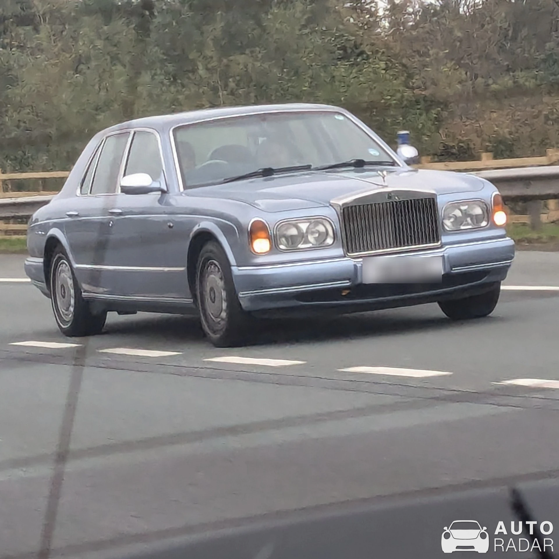 Rolls-Royce Silver Cloud spotted in Cumbernauld, United Kingdom