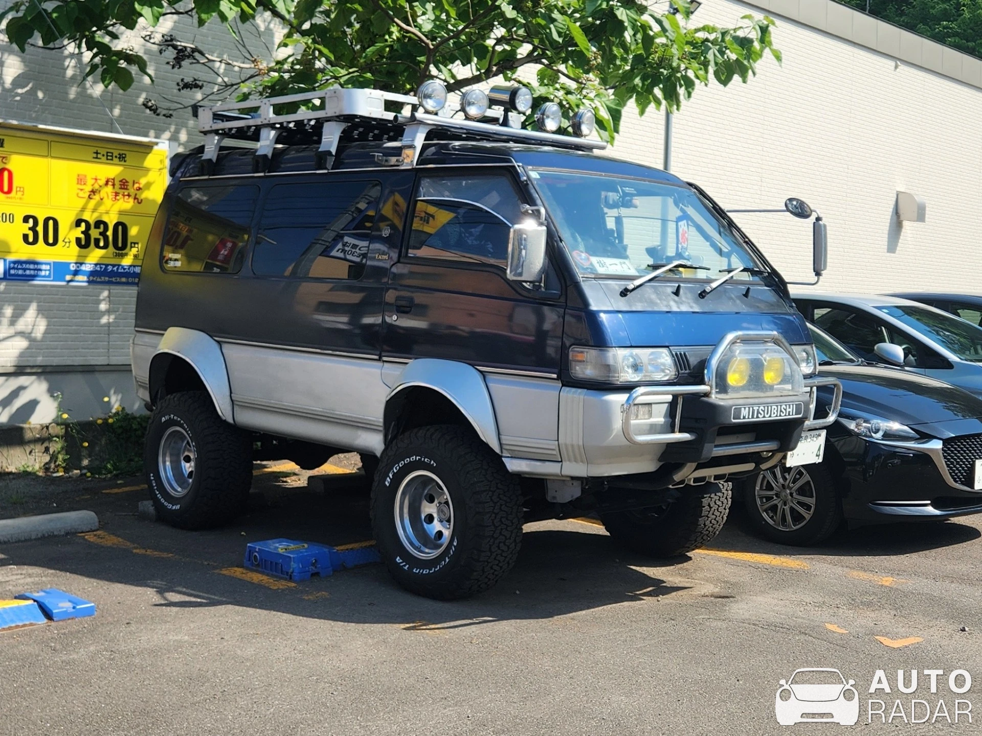 Mitsubishi Delica spotted in 小樽市