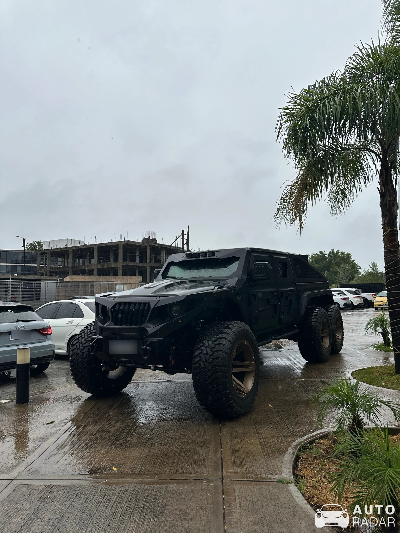 Jeep Gladiator Apocalypse Hellfire 6x6 spotted in Pilar