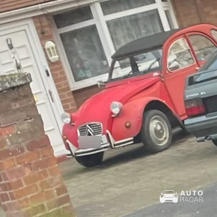 Citroën 2CV6 Special spotted
