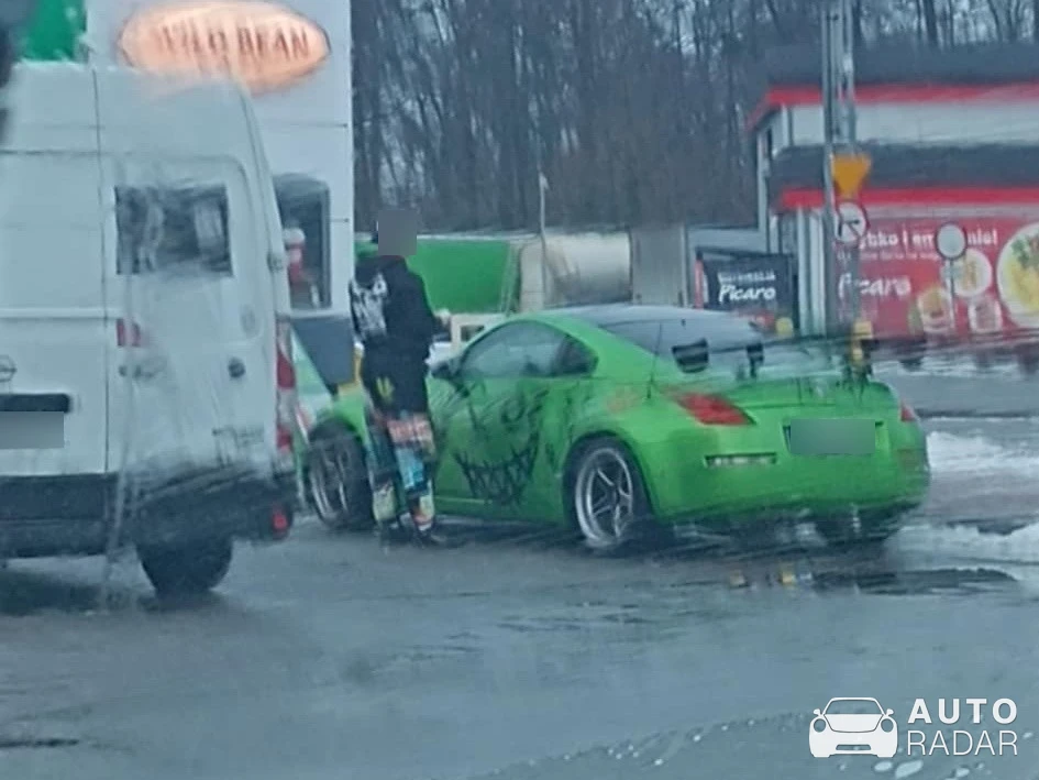 Nissan 350Z spotted in Żarska Wieś, Poland