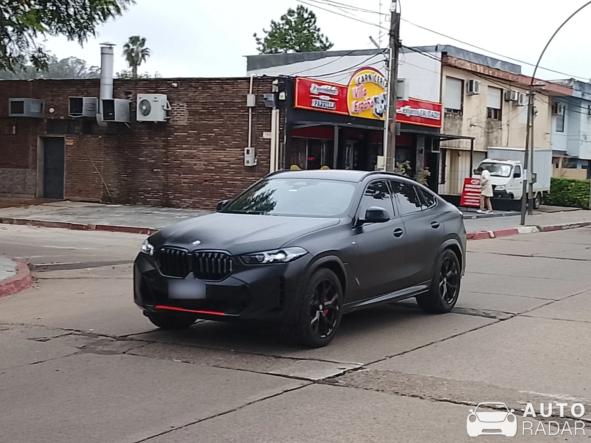 BMW X6 G06 spotted in Salto