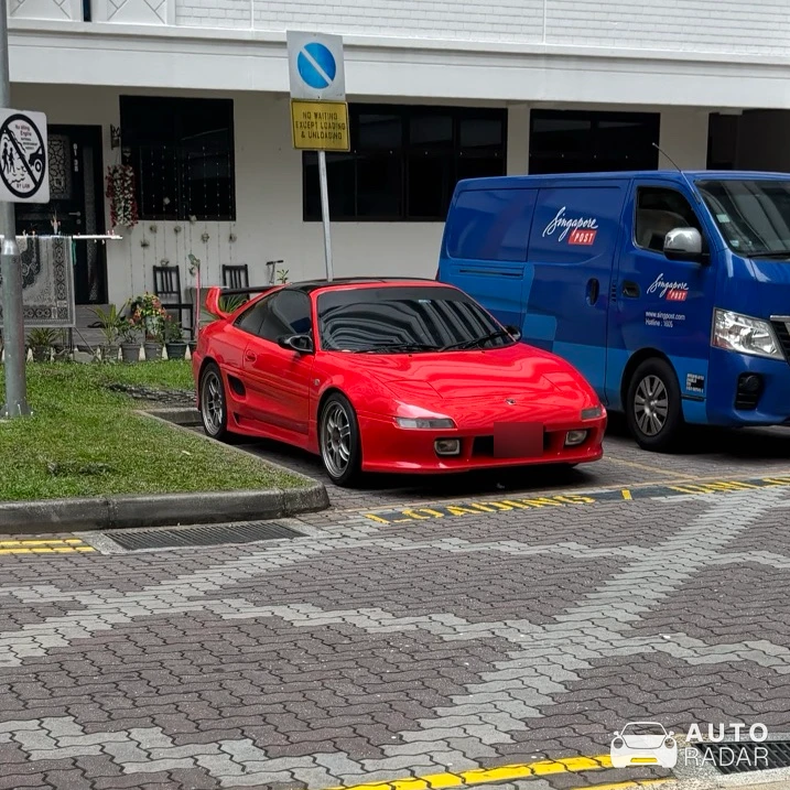 Toyota MR2 W20 spotted in Singapore, Singapore