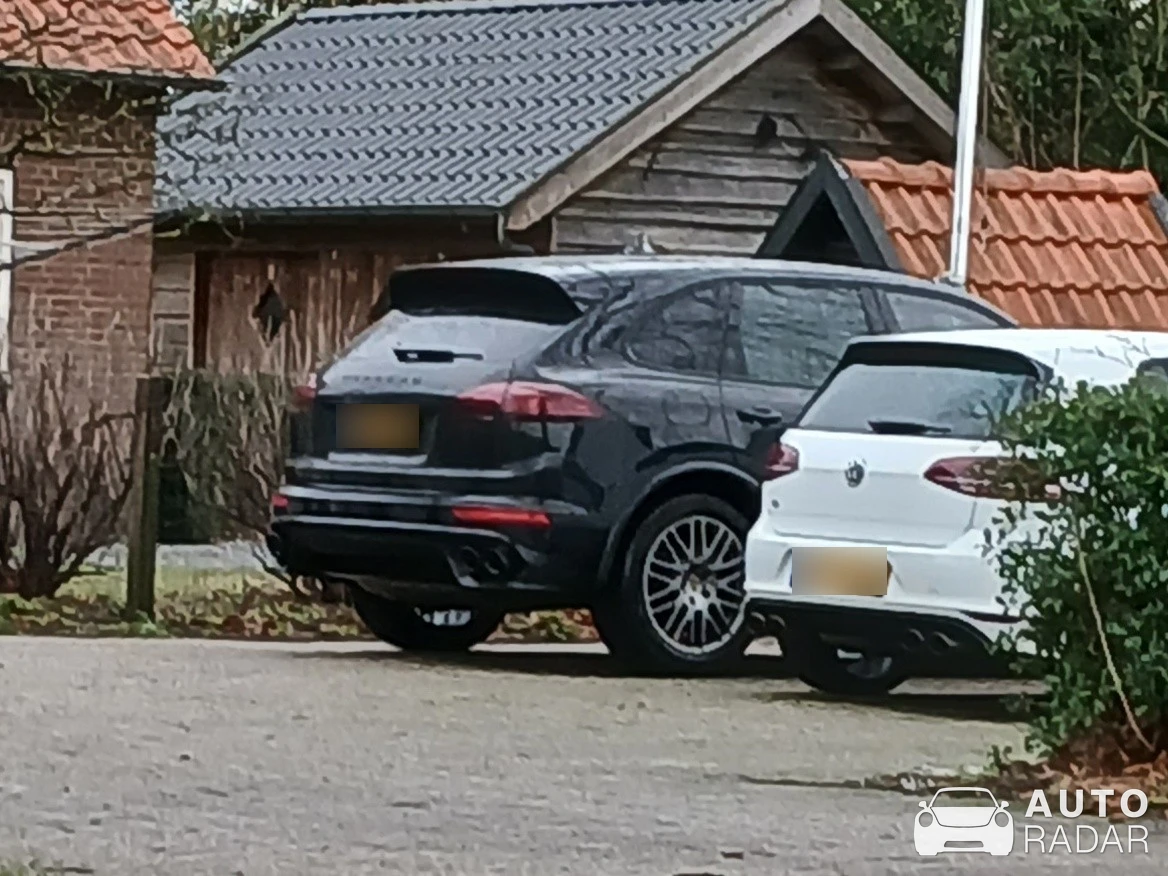 Porsche Cayenne spotted in Zelhem, Netherlands
