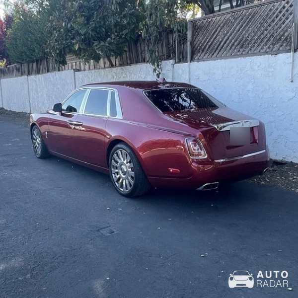 Rolls-Royce Phantom spotted in Sarıyer, Türkiye