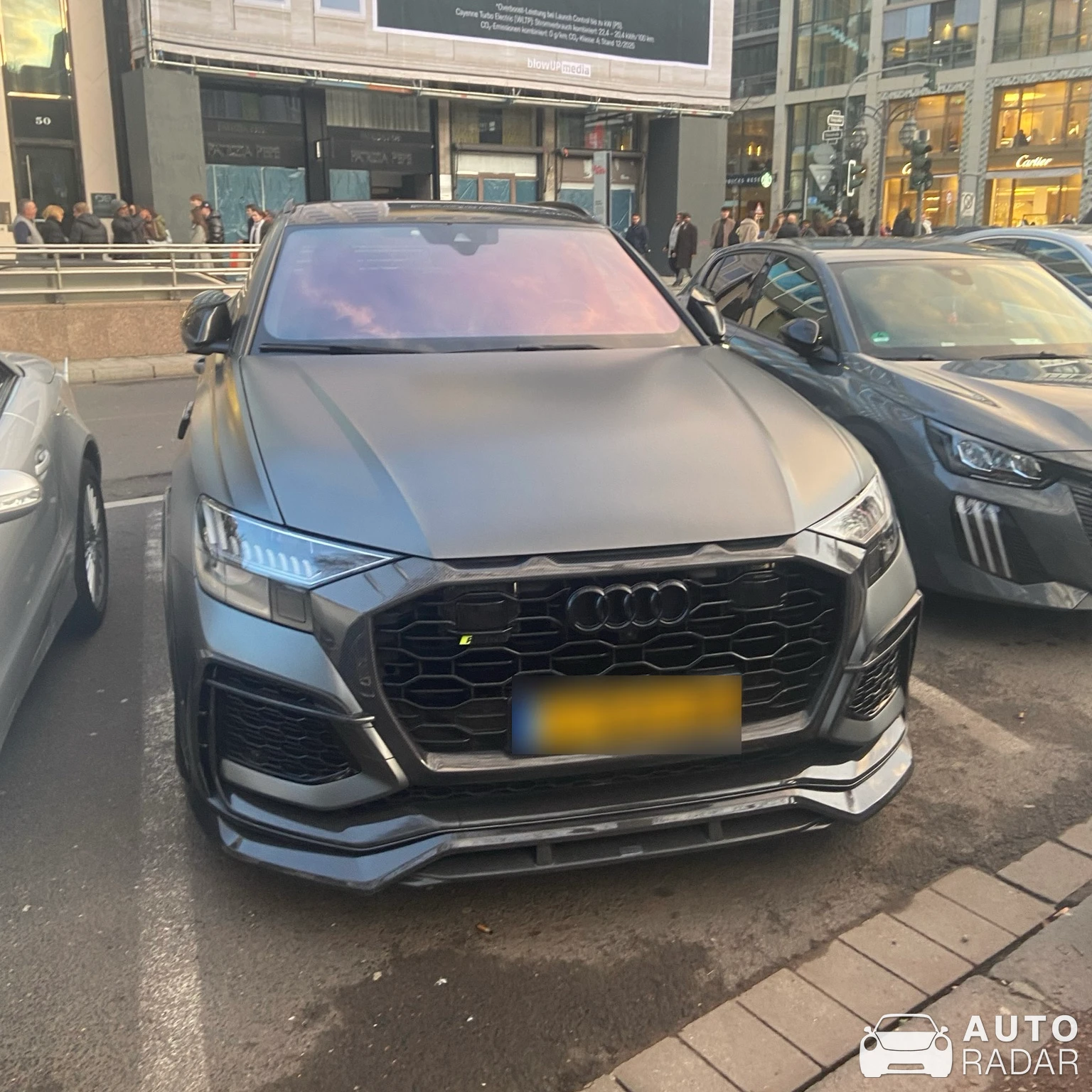 Audi RS Q8 spotted in Düsseldorf, Deutschland