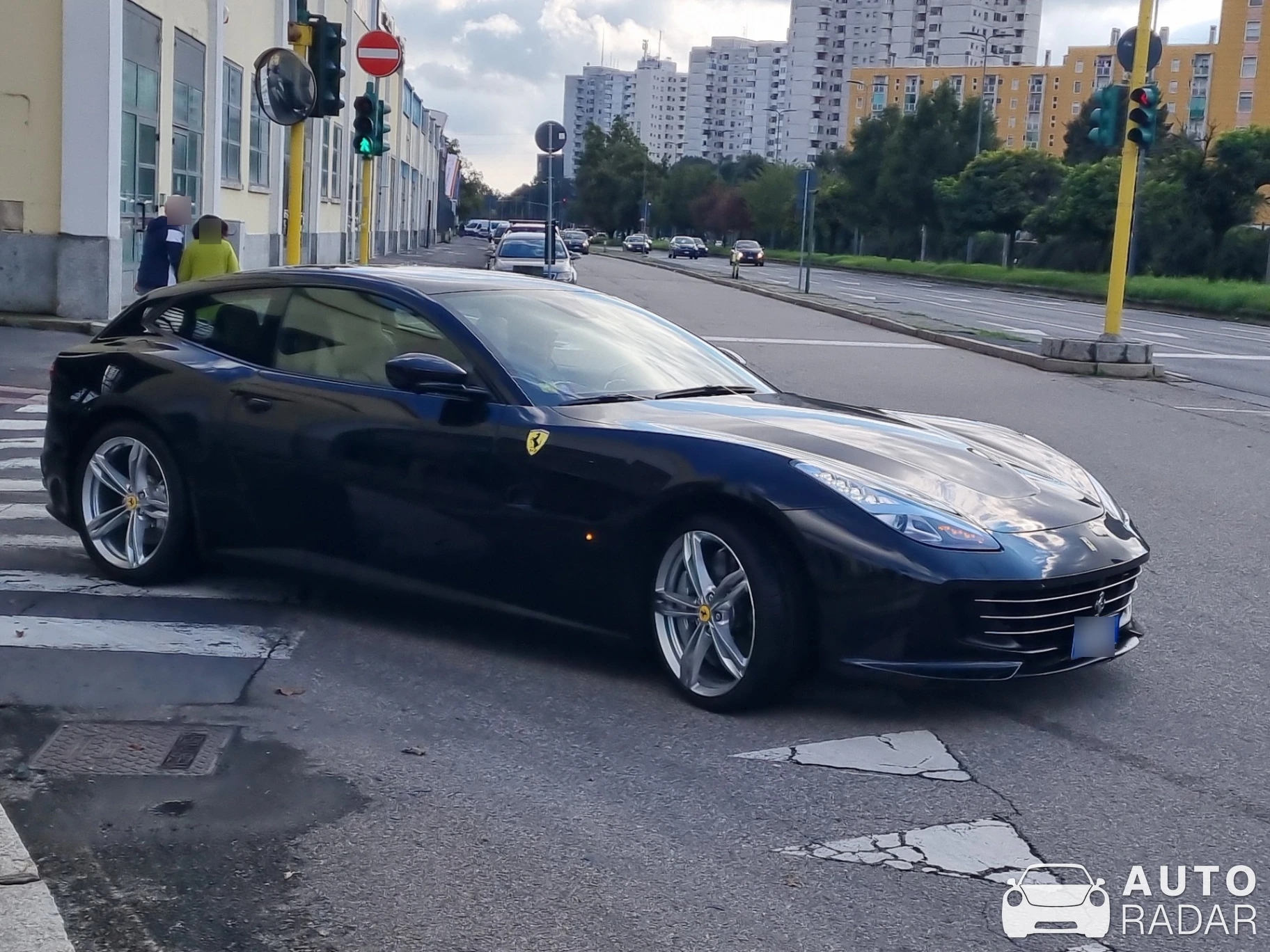 Ferrari GTC4Lusso spotted in Città metropolitana di Milano, Italia