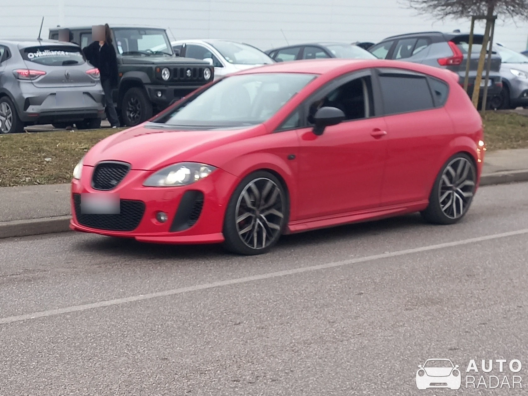 SEAT Leon Cupra R spotted in Epagny Metz-Tessy, France