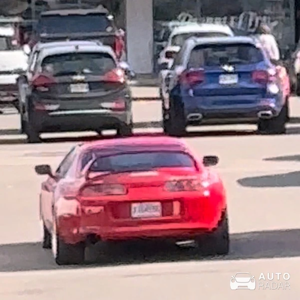 Toyota Supra A80 spotted in Repentigny, Canada