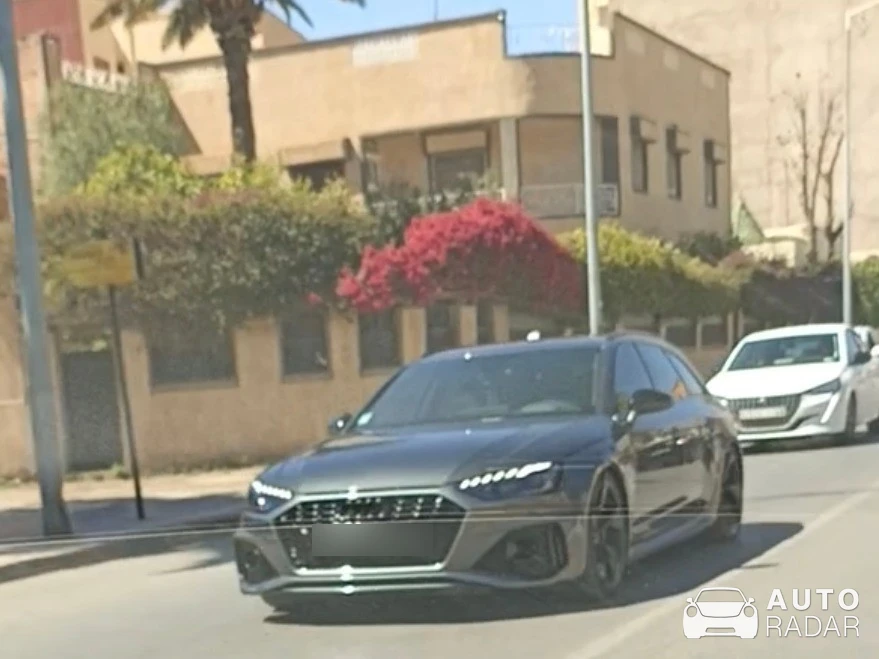 Audi RS4 Avant B9 spotted in Oujda