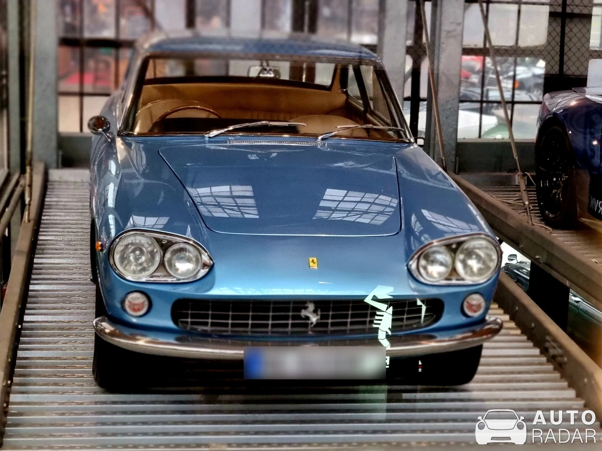 Ferrari 330 GT spotted in Düsseldorf, Germany