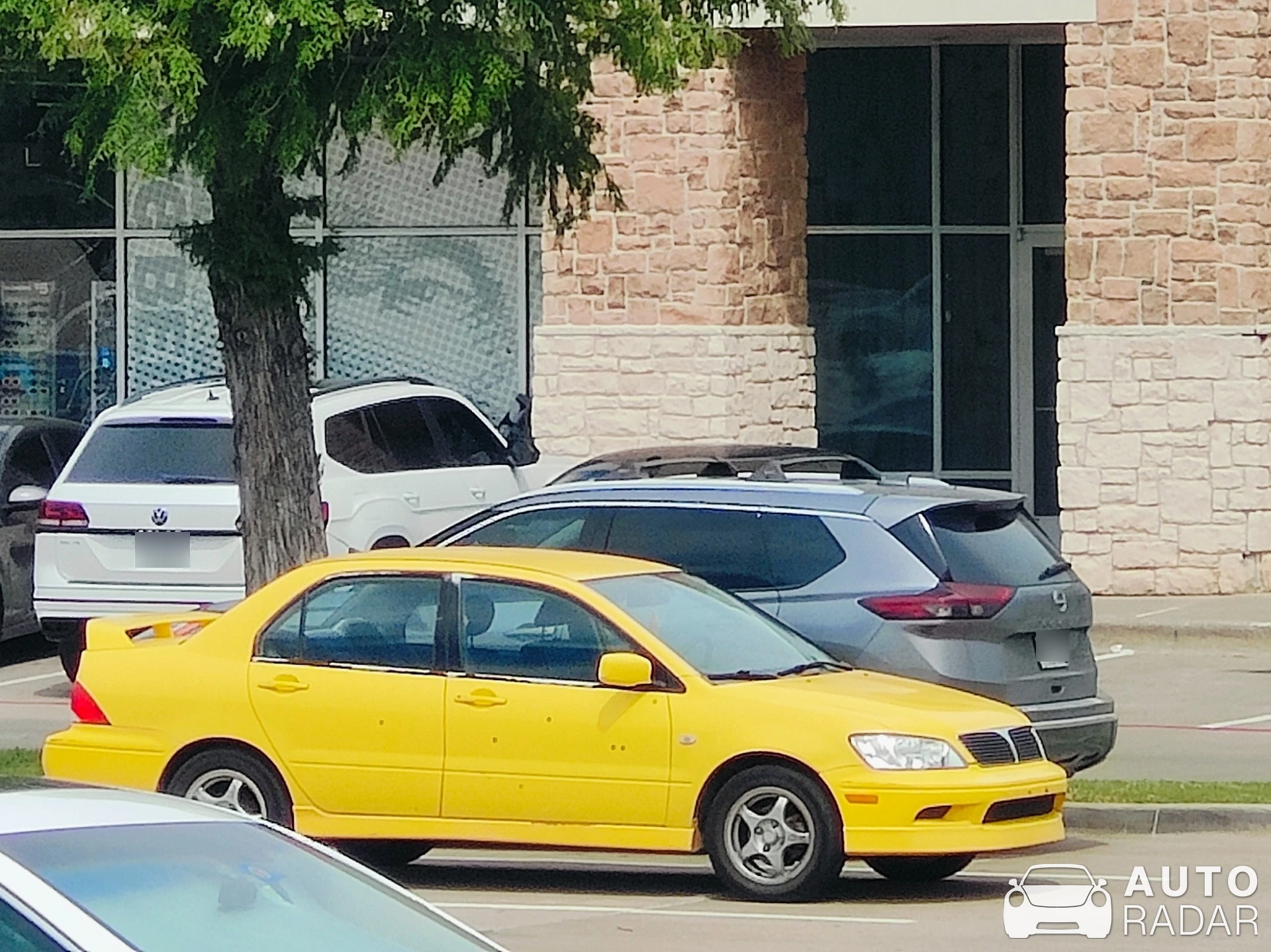 Mitsubishi Lancer OZ Rally spotted in Watauga