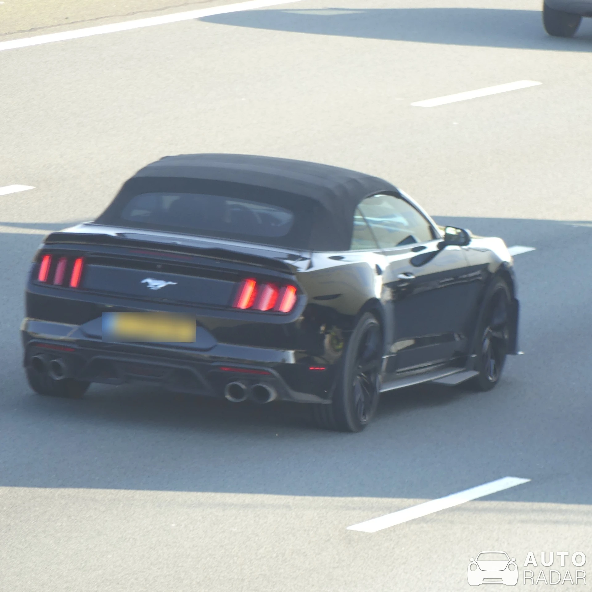 Ford Mustang 2.3 Ecoboost Convertible spotted in Bunnik, Netherlands