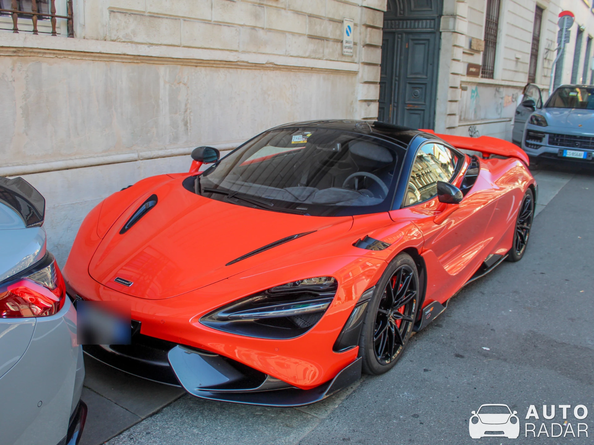 McLaren 765LT Spider spotted in Brescia, Italy