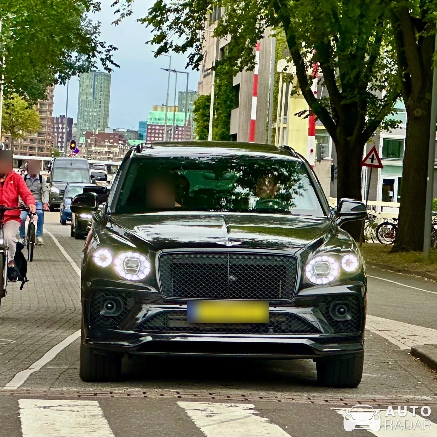 Bentley Bentayga Hybrid S spotted in Rotterdam