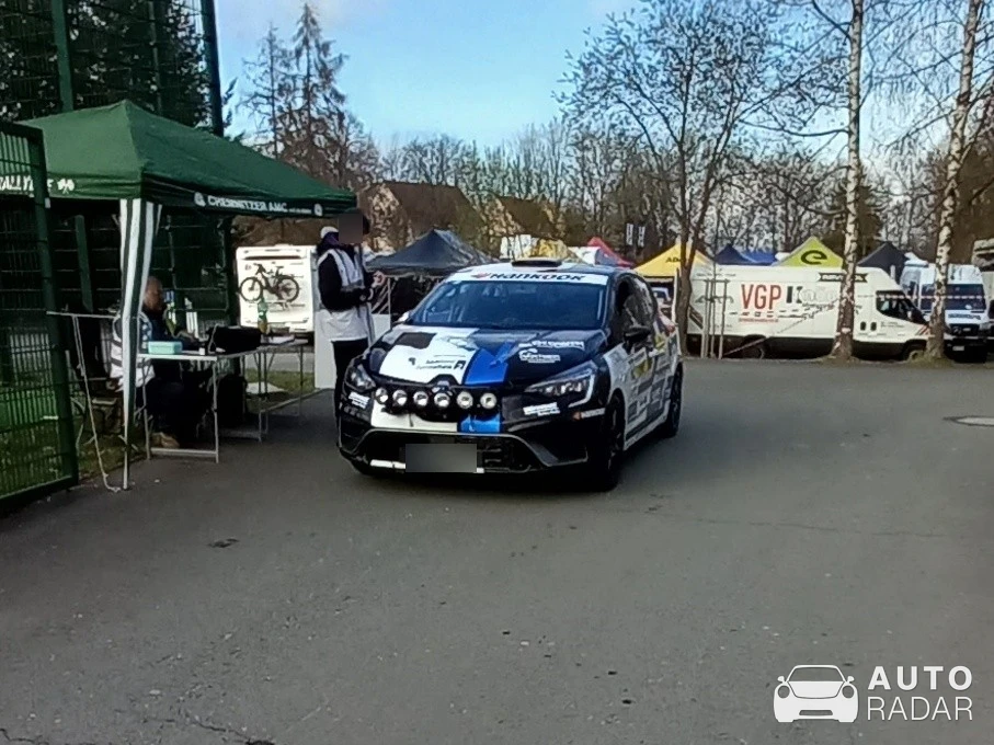 Renault Clio Rally5 spotted in Oberlungwitz, Germany
