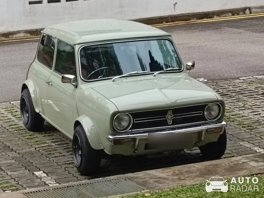 Mini Clubman 1980 spotted in Singapore