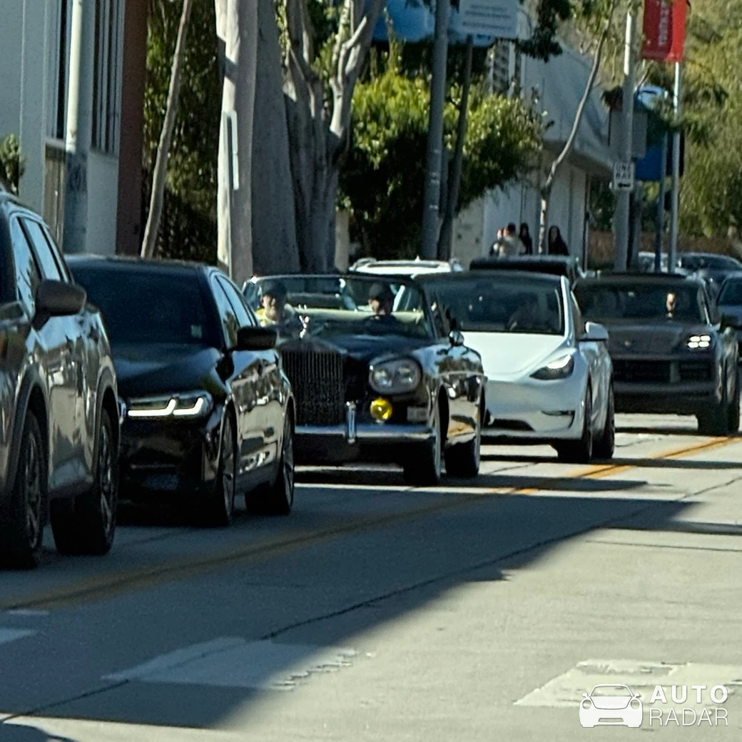 Rolls-Royce Silver Cloud spotted in West Hollywood, United States