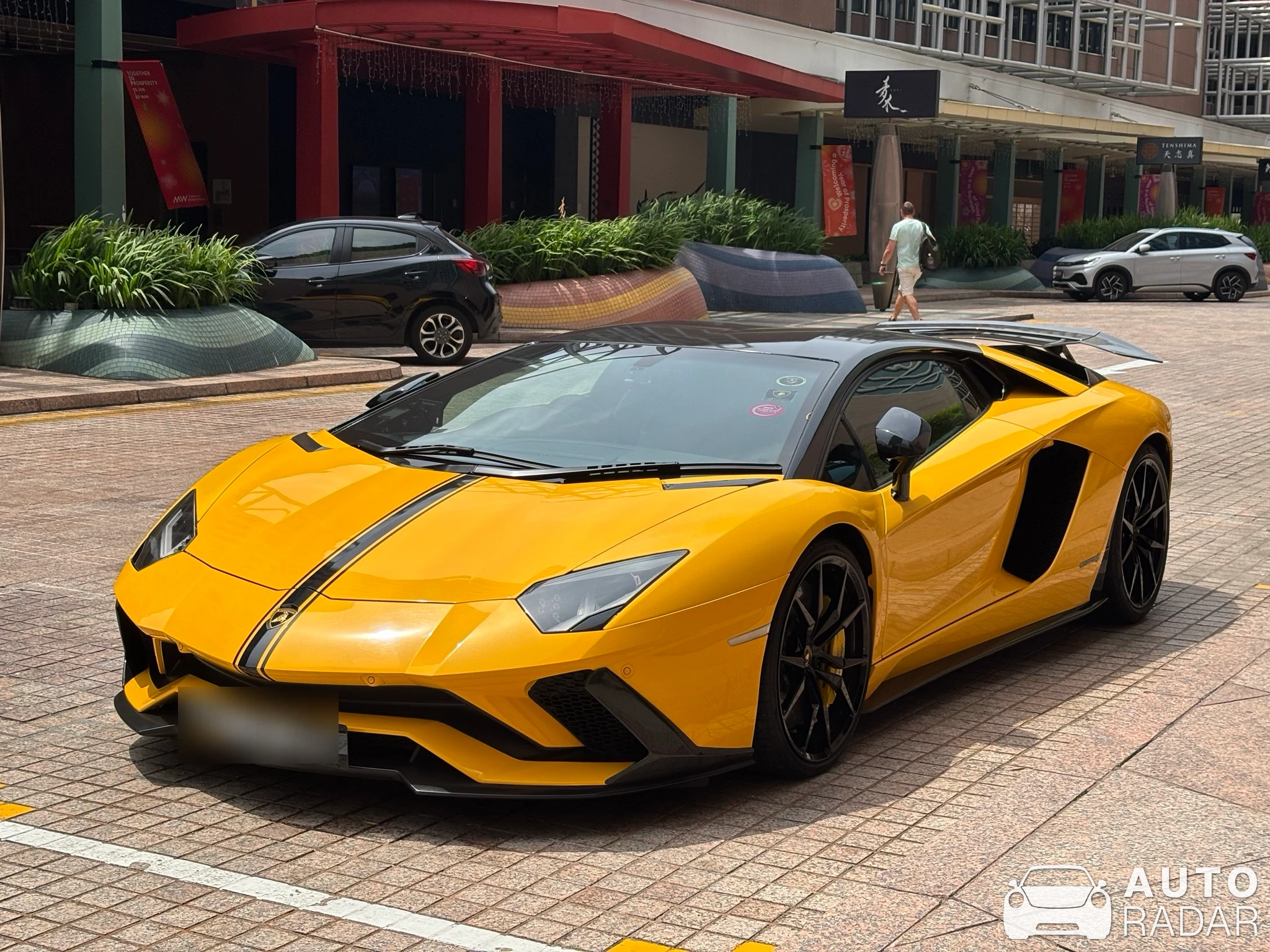 Lamborghini Aventador S LP740-4 spotted in Singapore, Singapore