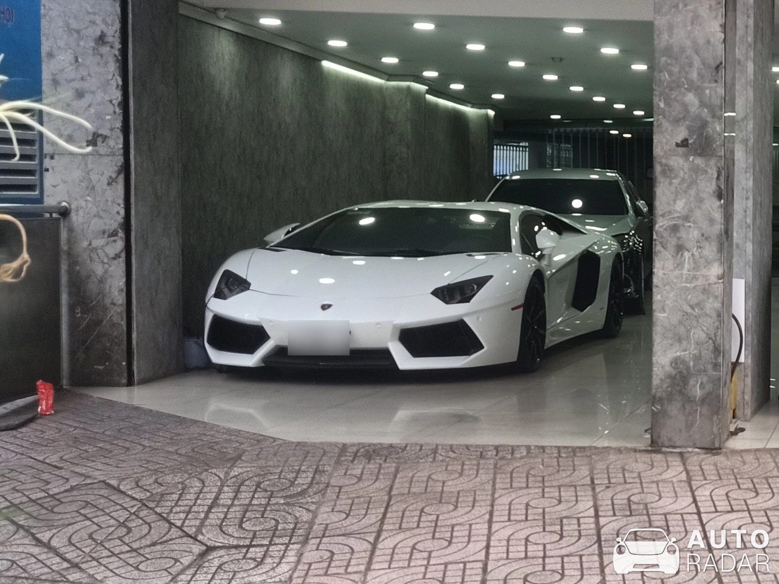 Lamborghini Aventador LP700-4 spotted in Ho Chi Minh City, Vietnam