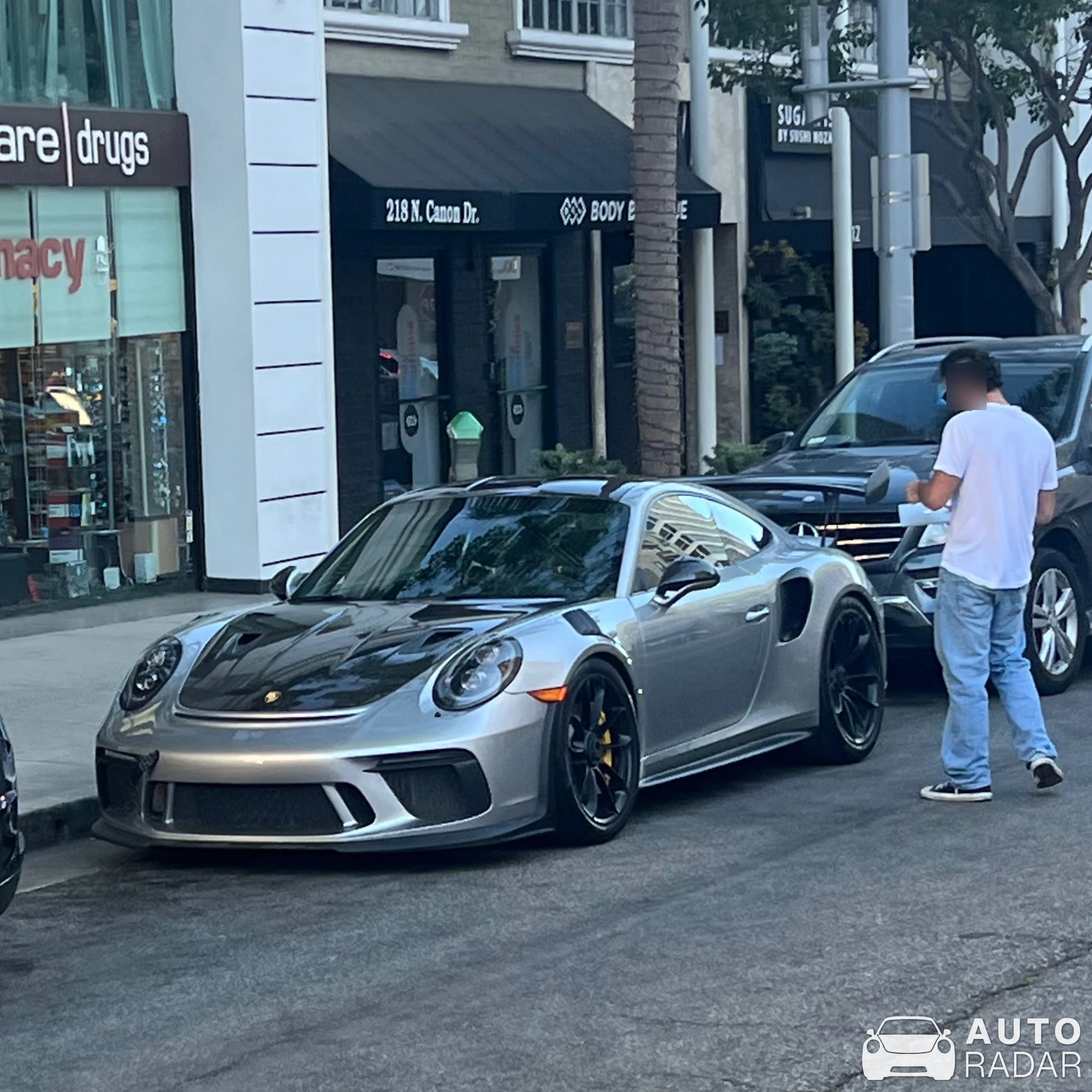 Porsche 991 GT3 RS MkII spotted in Beverly Hills, United States