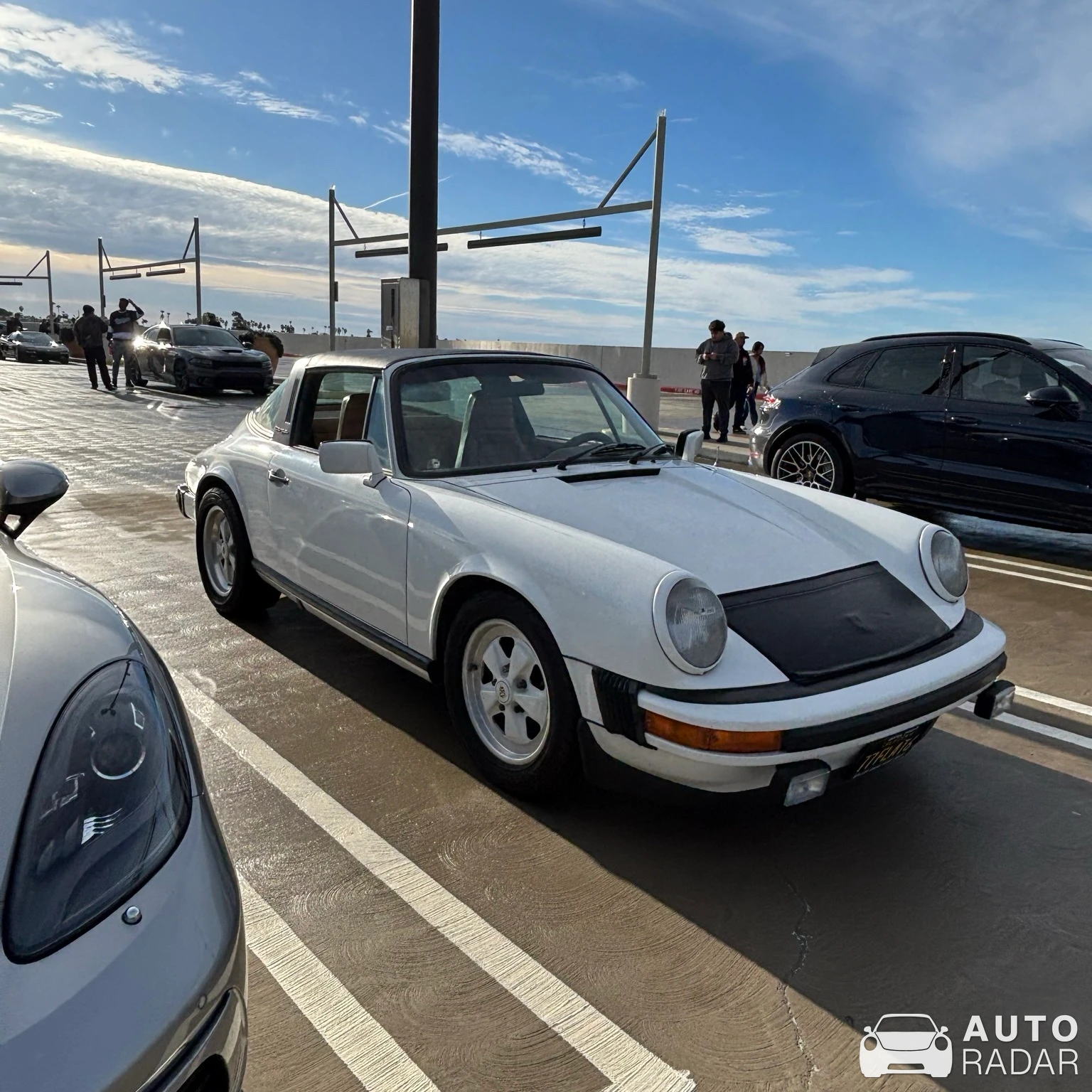 Porsche 911 SC Targa spotted in San Clemente, United States