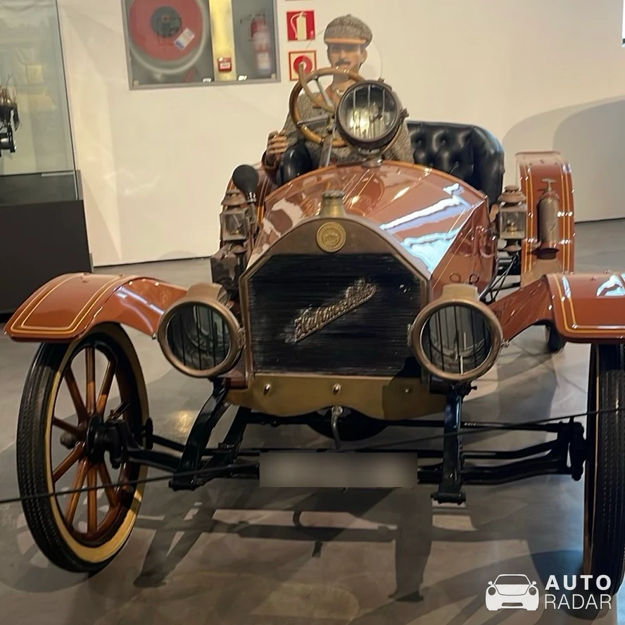 Hupmobile Model 32 Roadster spotted in Málaga, Spain