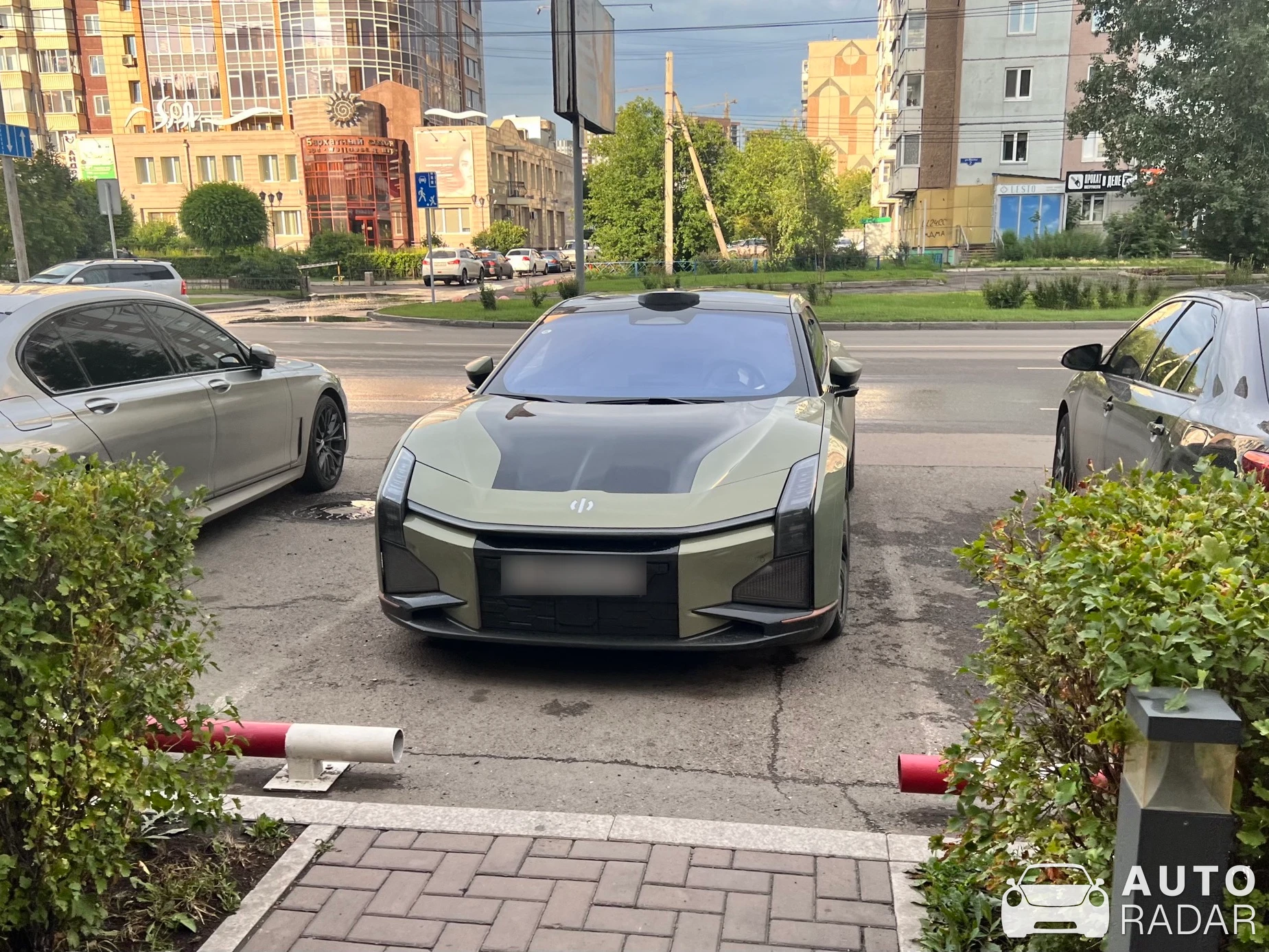 HiPhi Z spotted in Красноярск