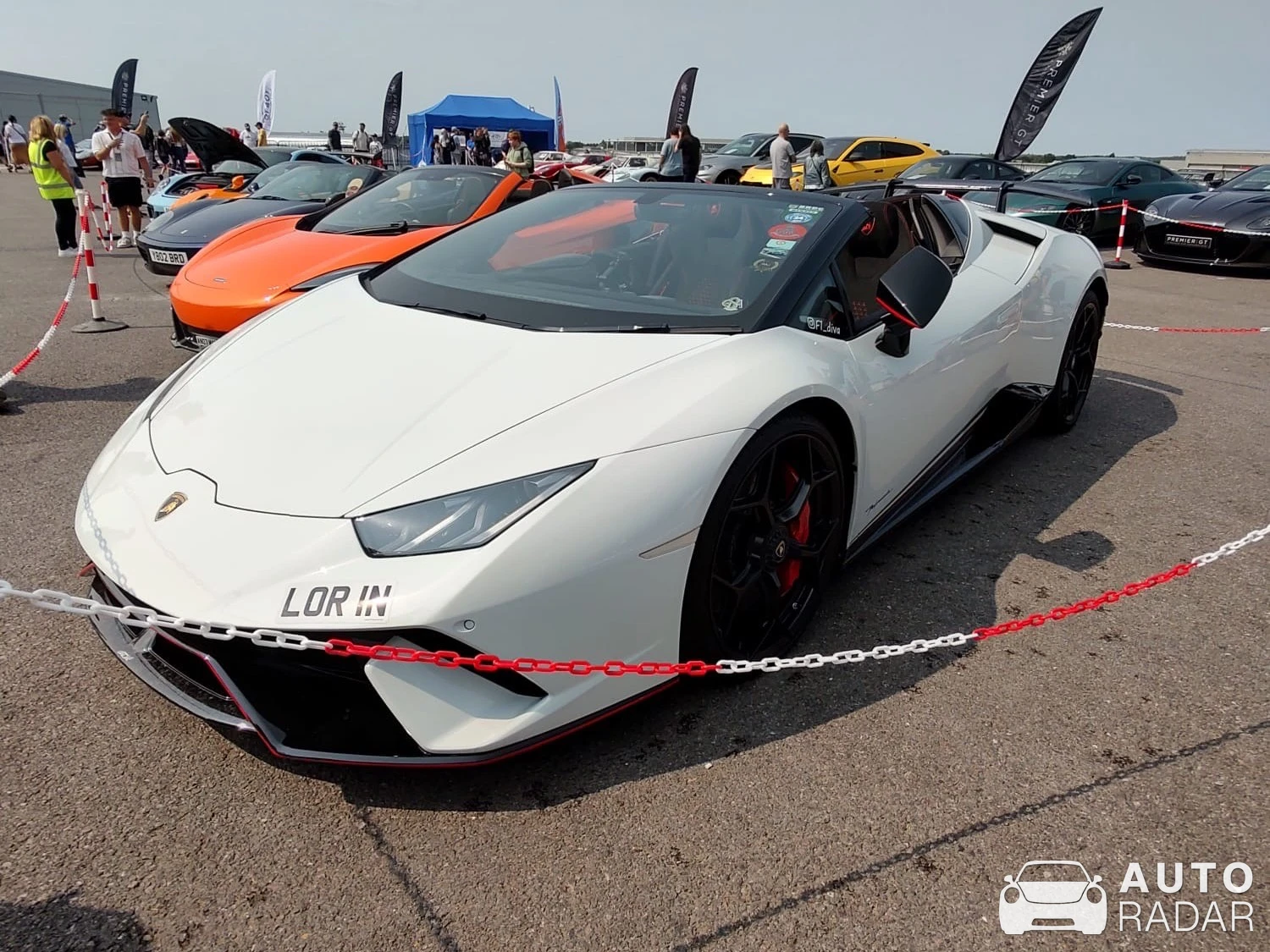 Lamborghini Huracán LP640-4 Performante Spyder spotted in England, United Kingdom