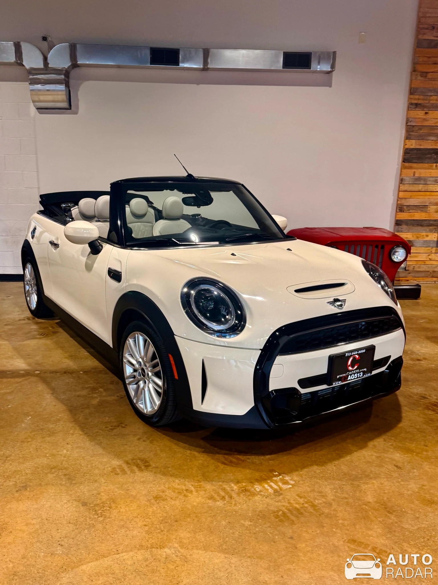 Mini R57 Cooper Cabriolet 2016 spotted in Lebanon