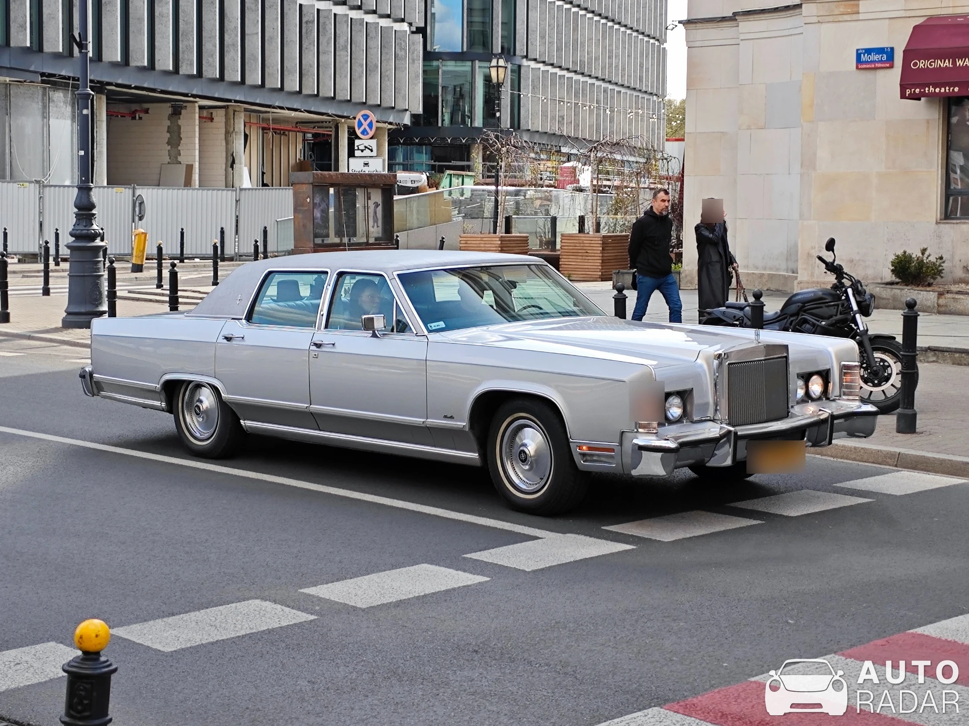 Lincoln Continental Mark III spotted in Warszawa