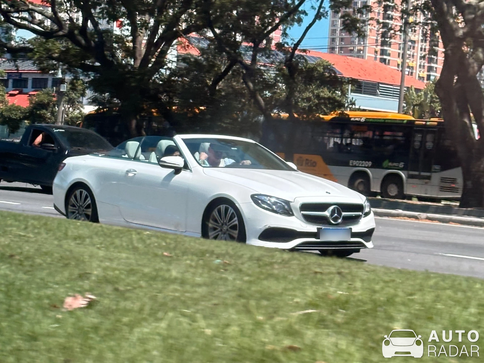 Mercedes-Benz E-Klasse Cabriolet A238 spotted in Barra da Tijuca, Brasil