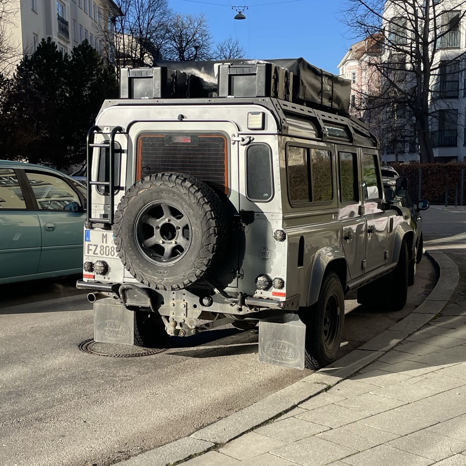 Land Rover Rover Defender 70