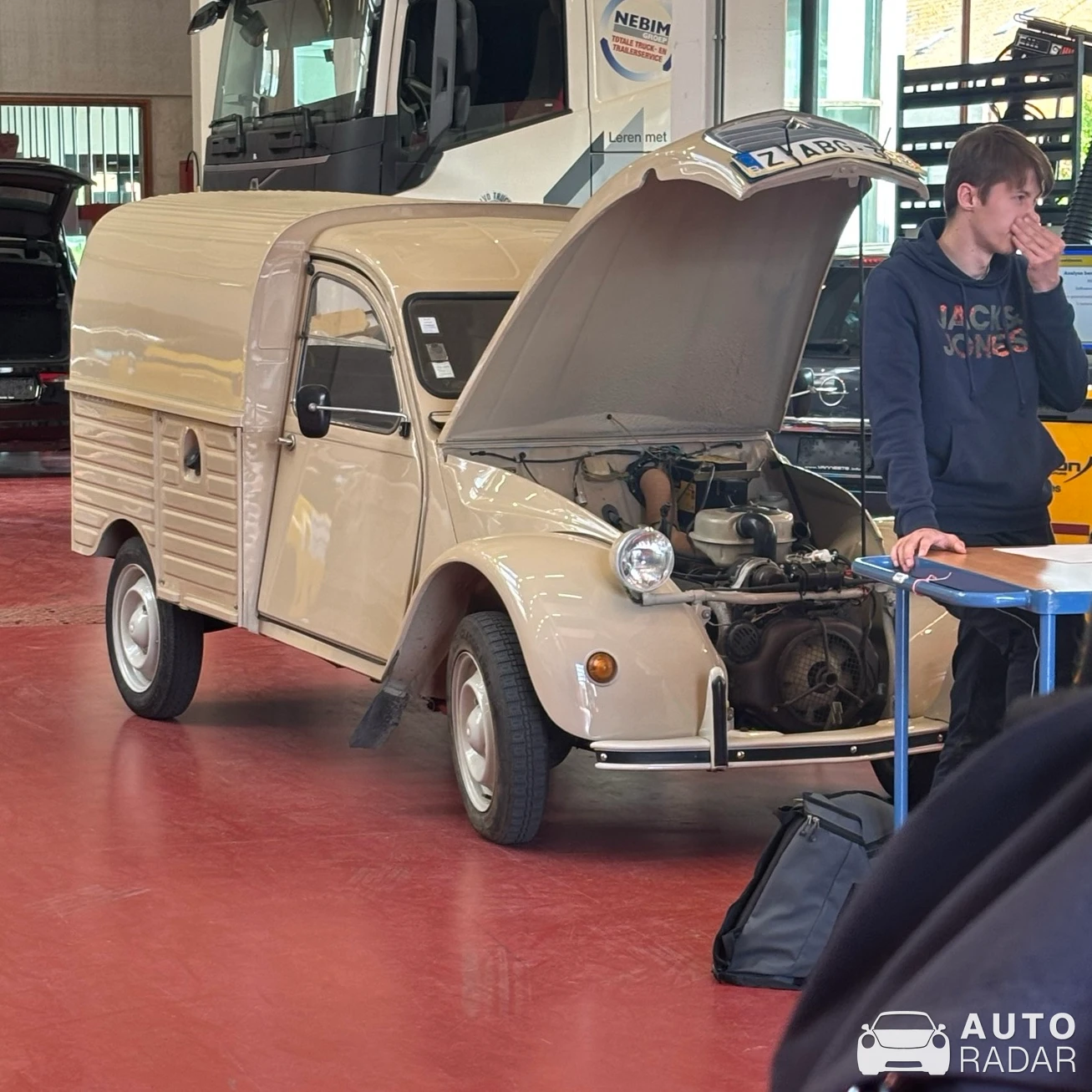 Citroën 2CV Fourgonnette spotted in Kortrijk