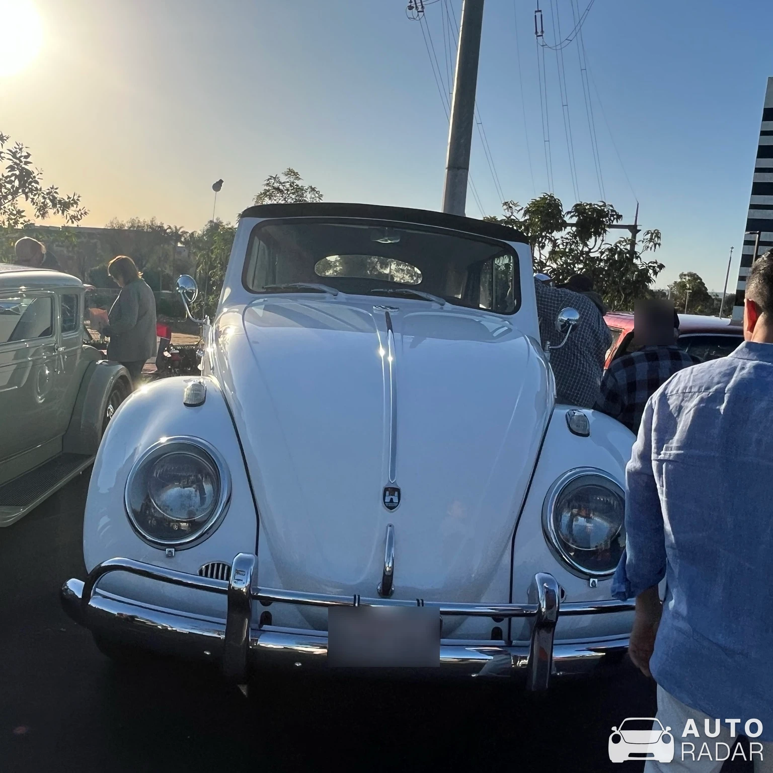 Volkswagen Beetle Convertible 'Huge Bug' spotted in Hermosa Beach