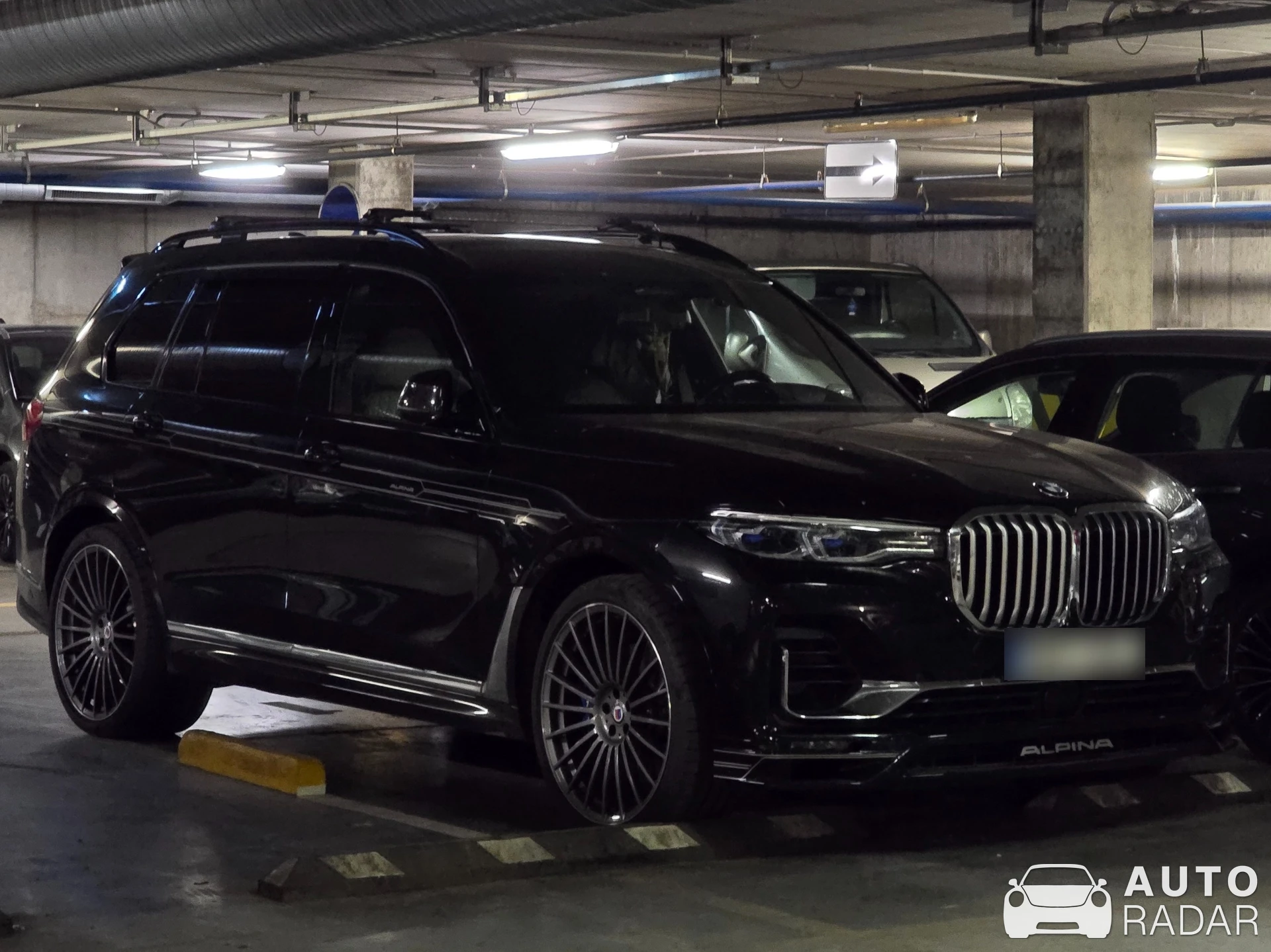 Alpina XB7 spotted in Druskininkai