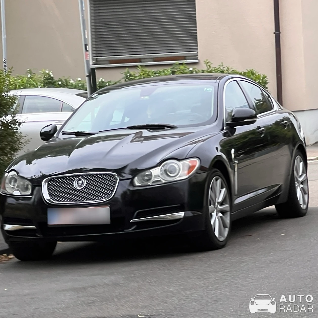 Jaguar XF LWB spotted in Fellbach