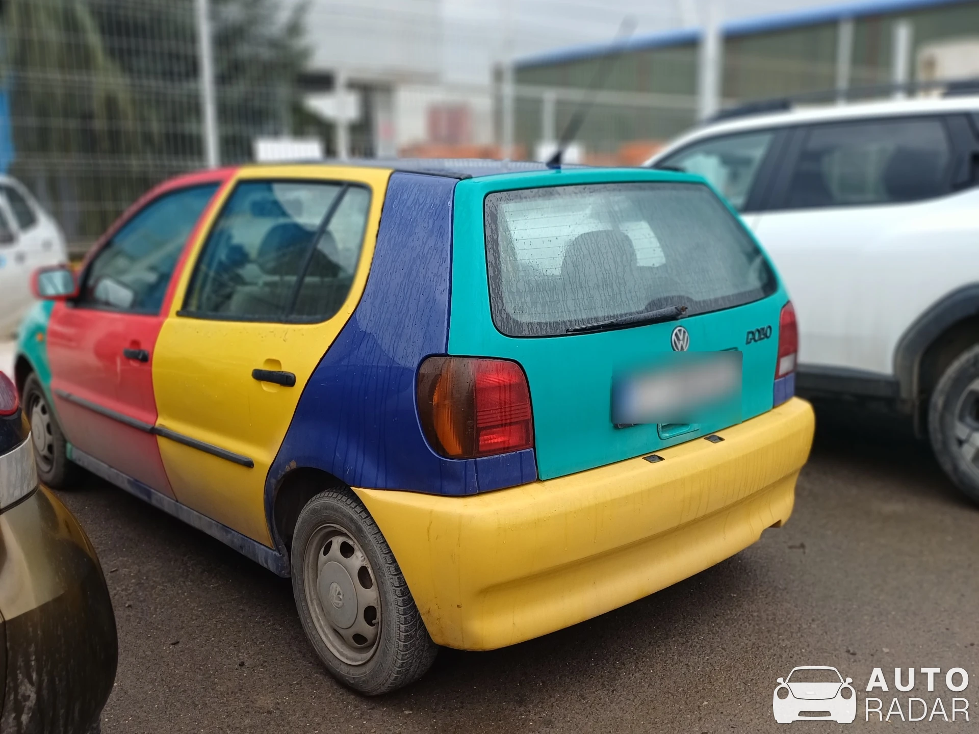 Volkswagen Polo Mk3 Harlequin Edition spotted in Constanța