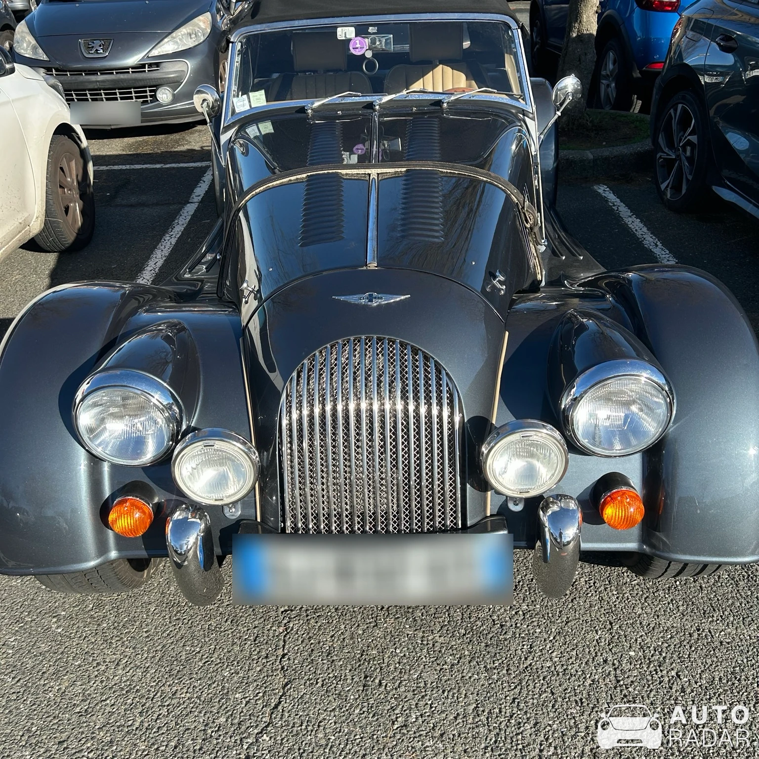 Morgan Plus 4 spotted in Bidart