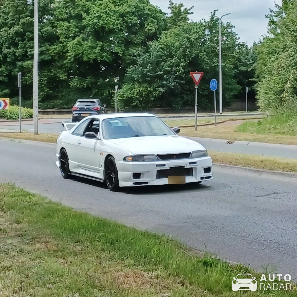 Nissan Skyline R33 GTS-T spotted in Zwolle